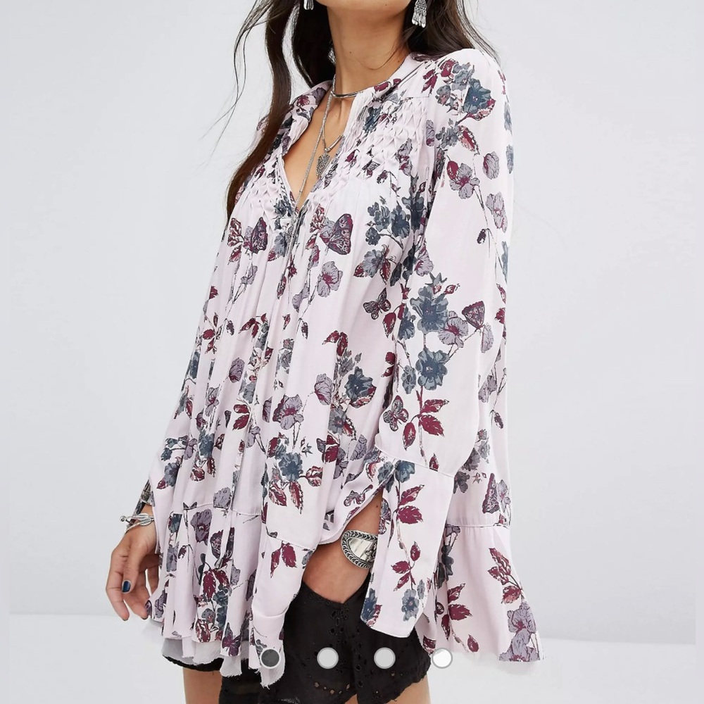 Free People Floral Print Long Sleeve Smocked Flare Sleeves Boho Top.
